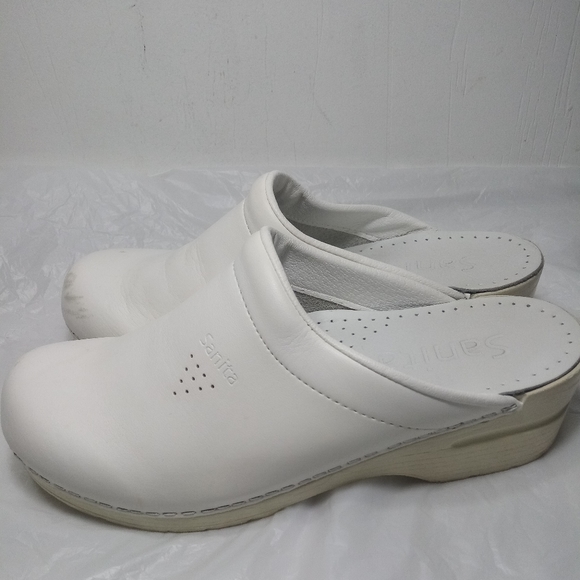 Sanita Shoes - Sanita Clogs. ➗